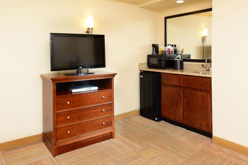 Hampton Inn Raleigh Capital Blvd North Zewnętrze zdjęcie