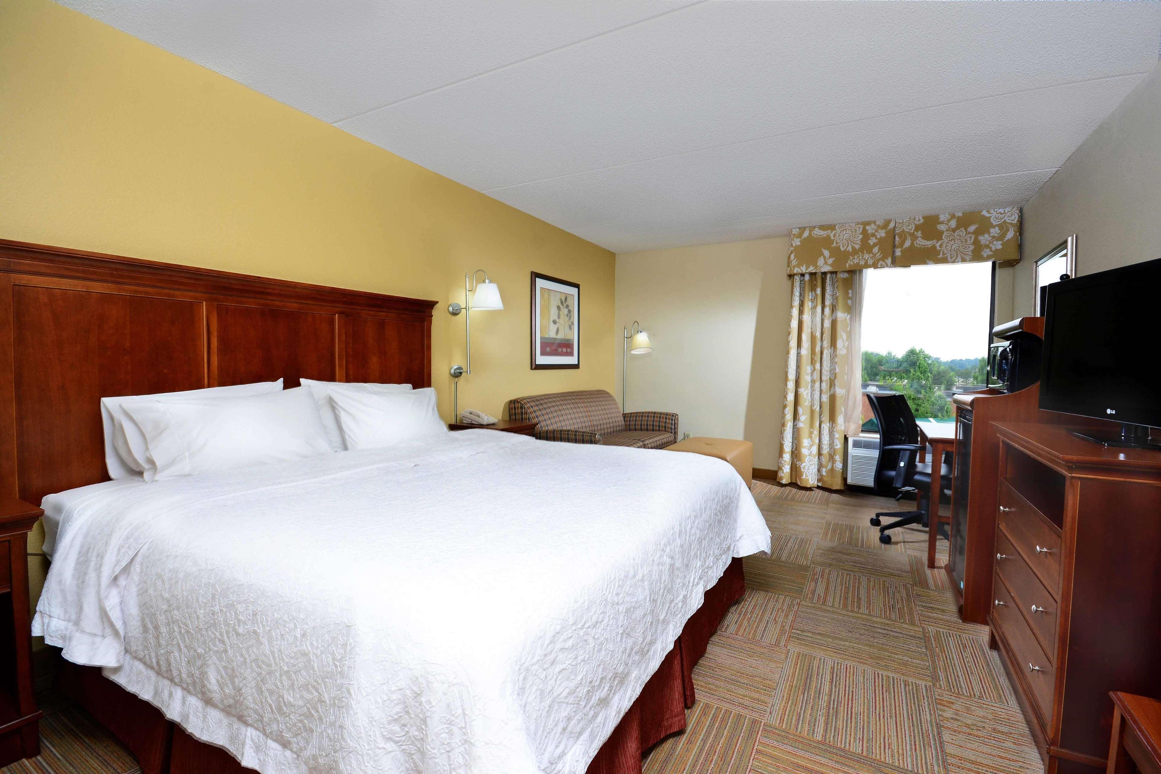 Hampton Inn Raleigh Capital Blvd North Zewnętrze zdjęcie