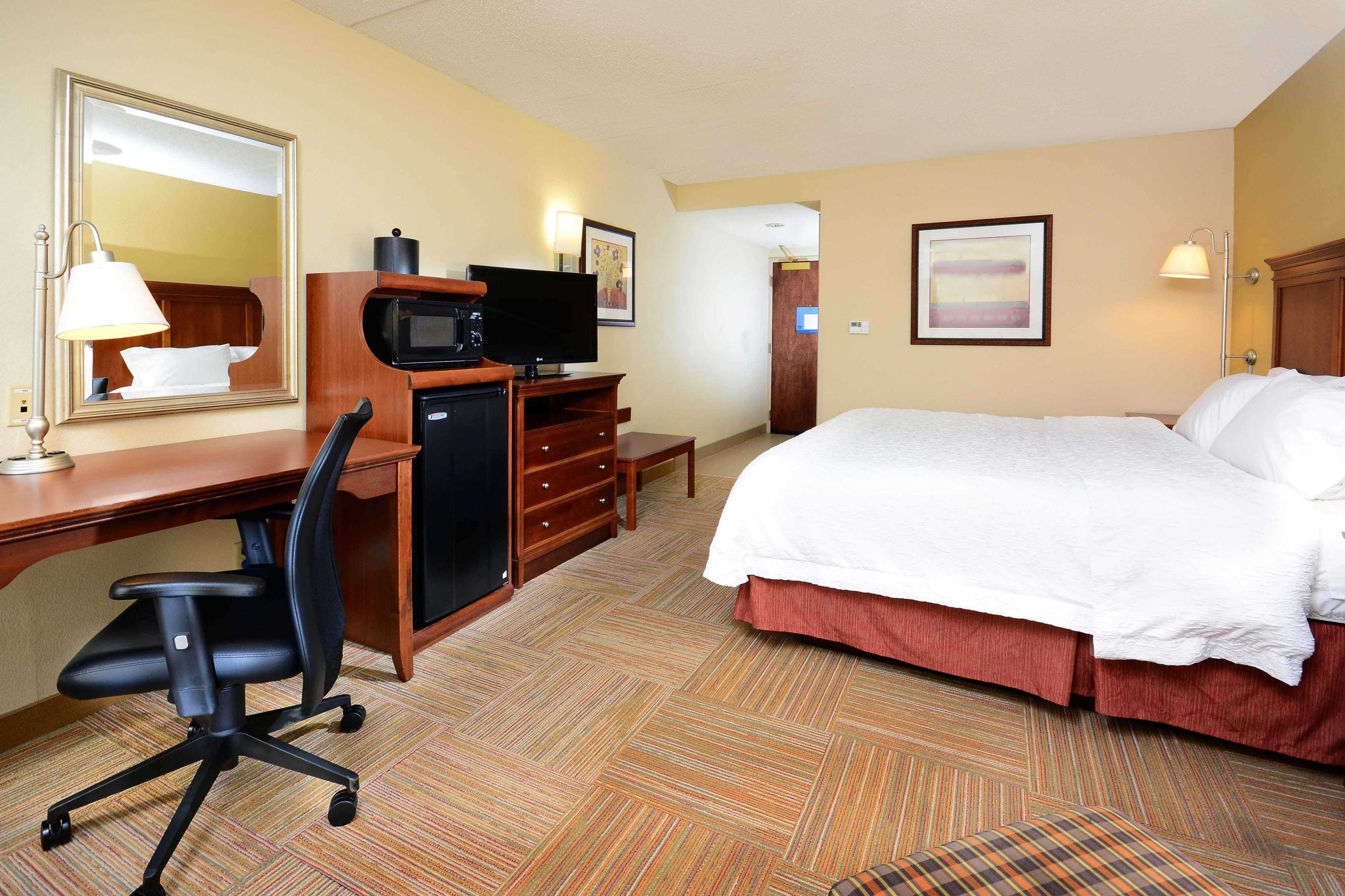 Hampton Inn Raleigh Capital Blvd North Zewnętrze zdjęcie