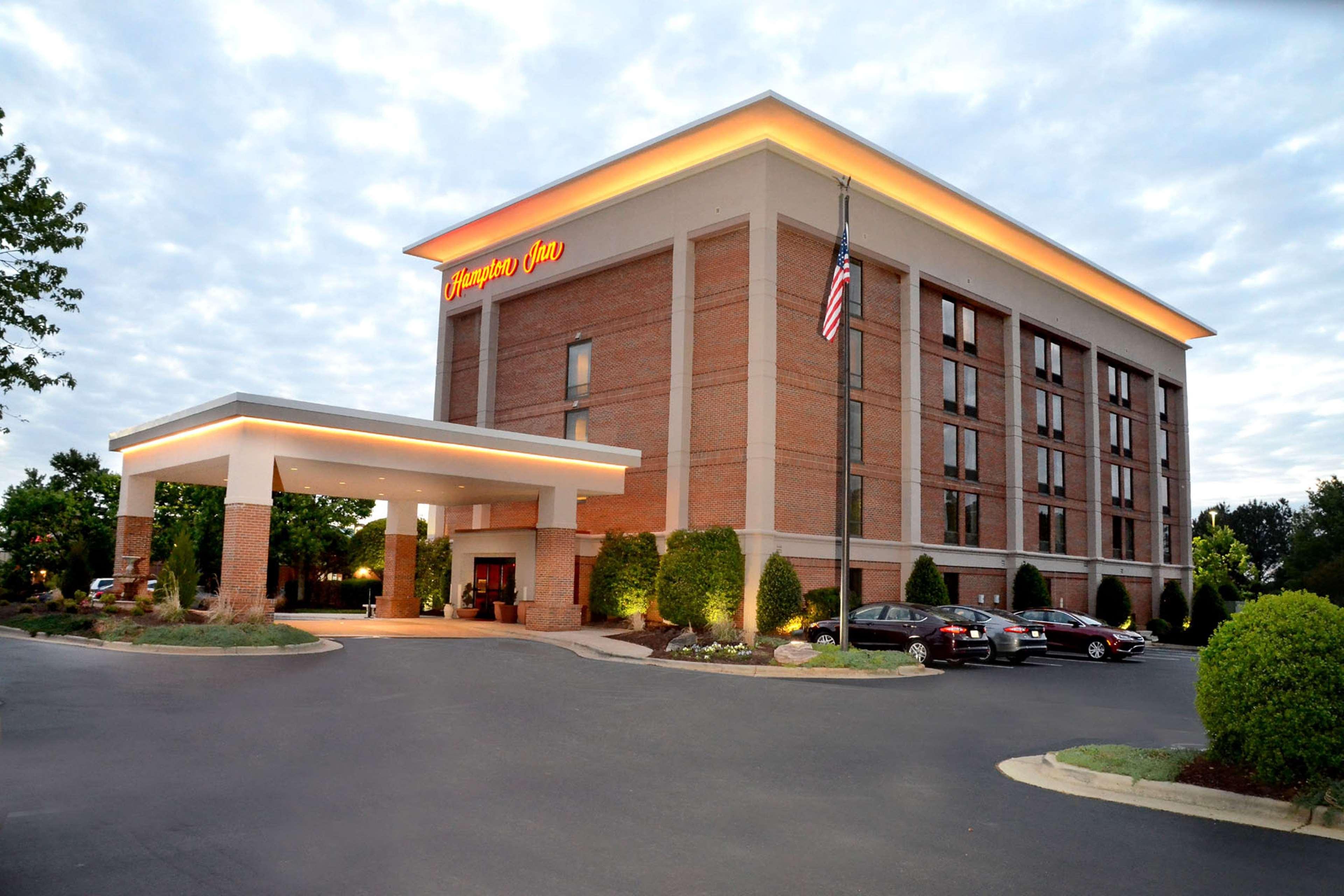 Hampton Inn Raleigh Capital Blvd North Zewnętrze zdjęcie