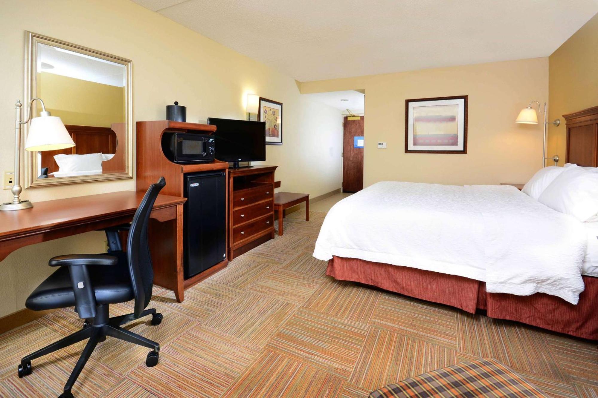 Hampton Inn Raleigh Capital Blvd North Zewnętrze zdjęcie
