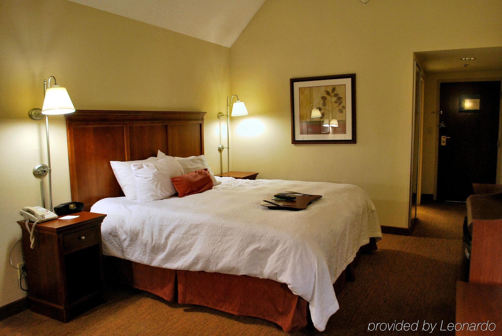 Hampton Inn Raleigh Capital Blvd North Pokój zdjęcie